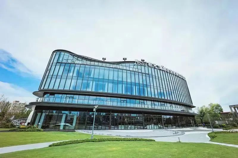 打卡这条线途来一场浪漫“春逛”丨漫逛杨浦滨江